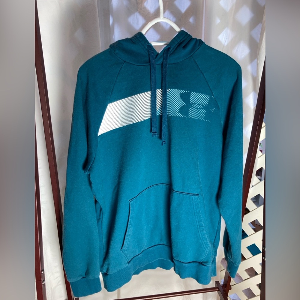 Under Armour sz M hoodie